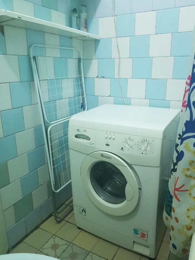 Зручна І Комфортна Квартира Недалеко Від Вокзалу І Центру Міста Lviv Exteriör bild